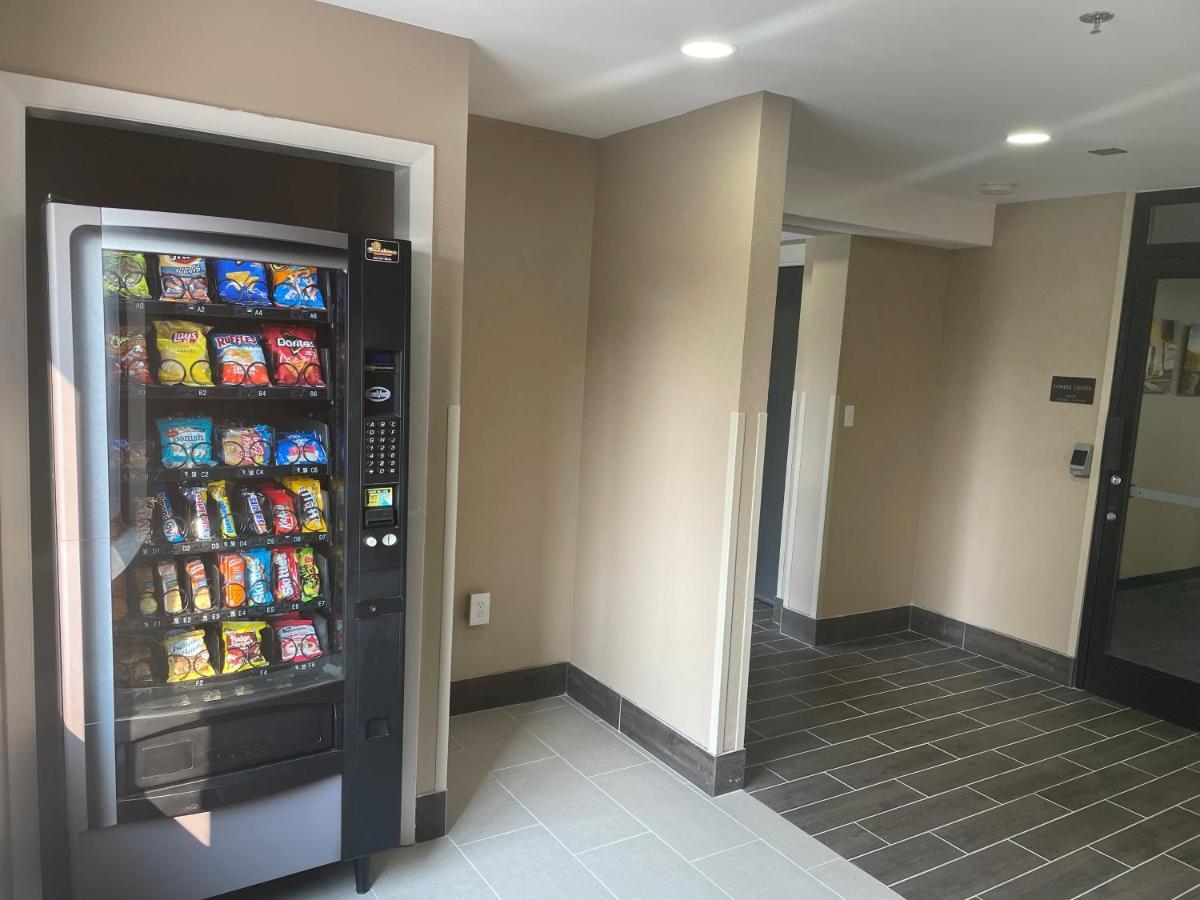 Quality Inn & Suites Spring Lake - Fayetteville Near Fort Bragg Екстер'єр фото