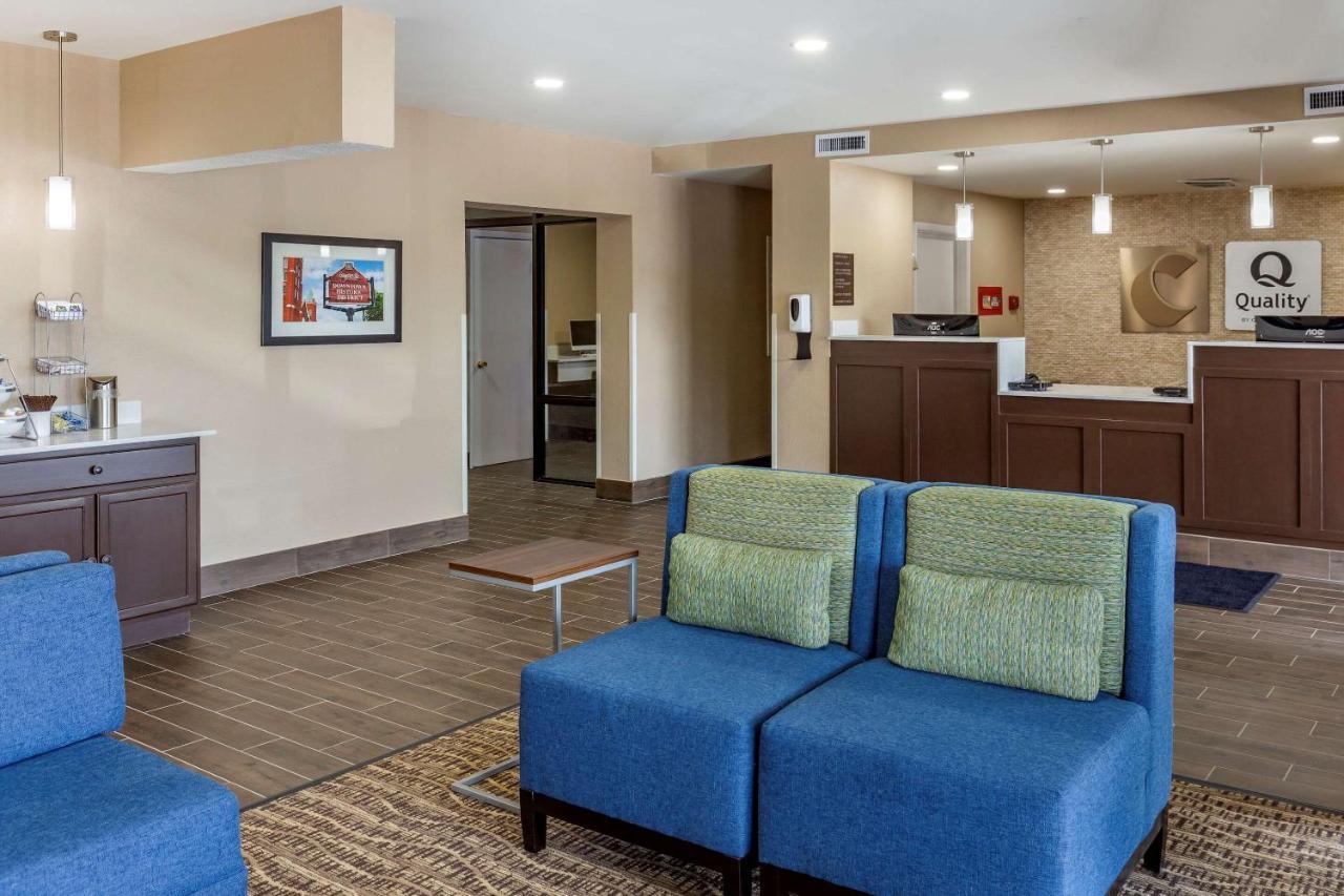 Quality Inn & Suites Spring Lake - Fayetteville Near Fort Bragg Екстер'єр фото