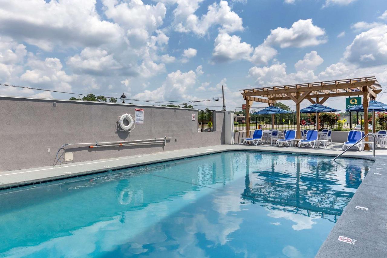 Quality Inn & Suites Spring Lake - Fayetteville Near Fort Bragg Екстер'єр фото