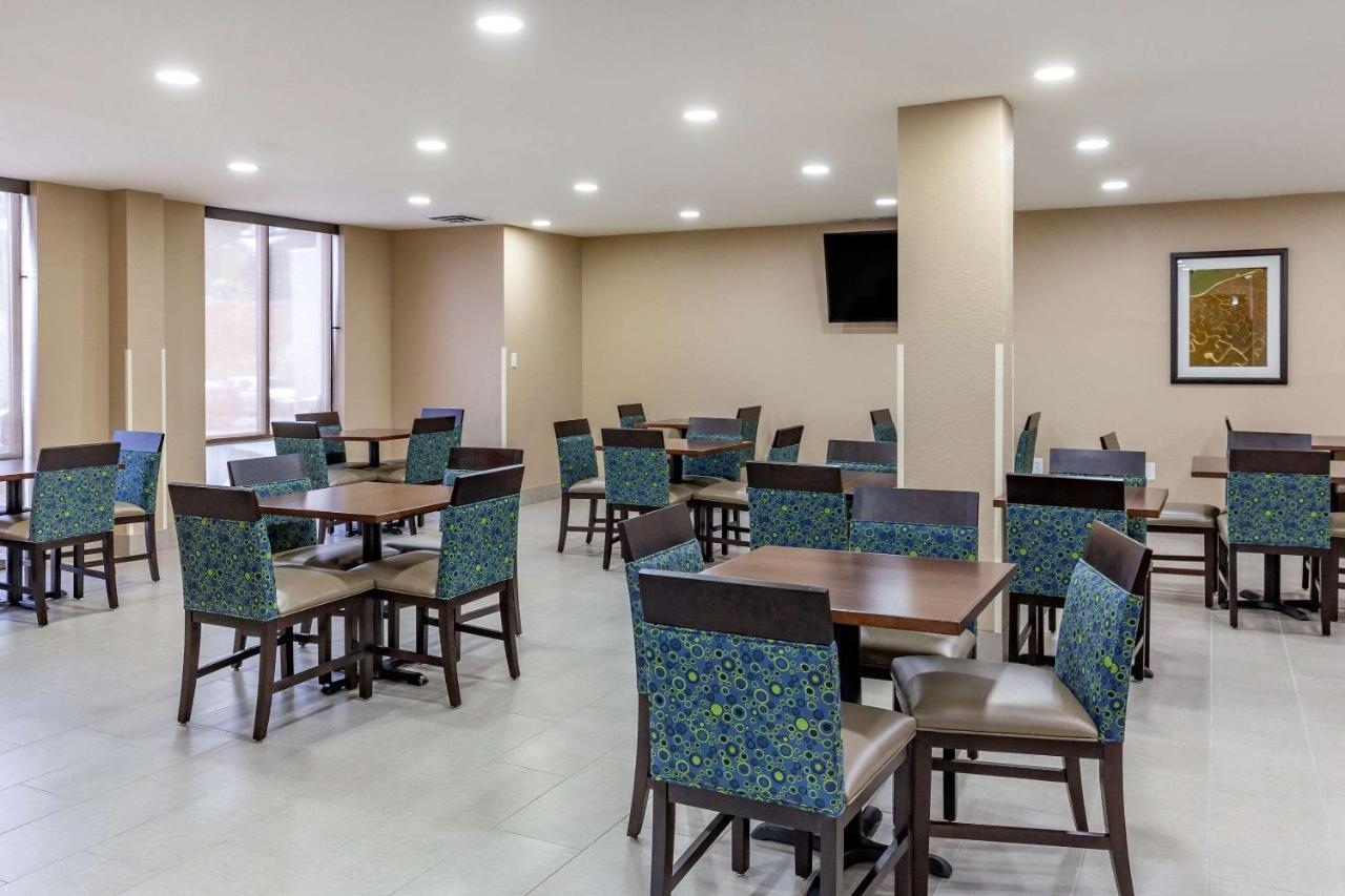 Quality Inn & Suites Spring Lake - Fayetteville Near Fort Bragg Екстер'єр фото